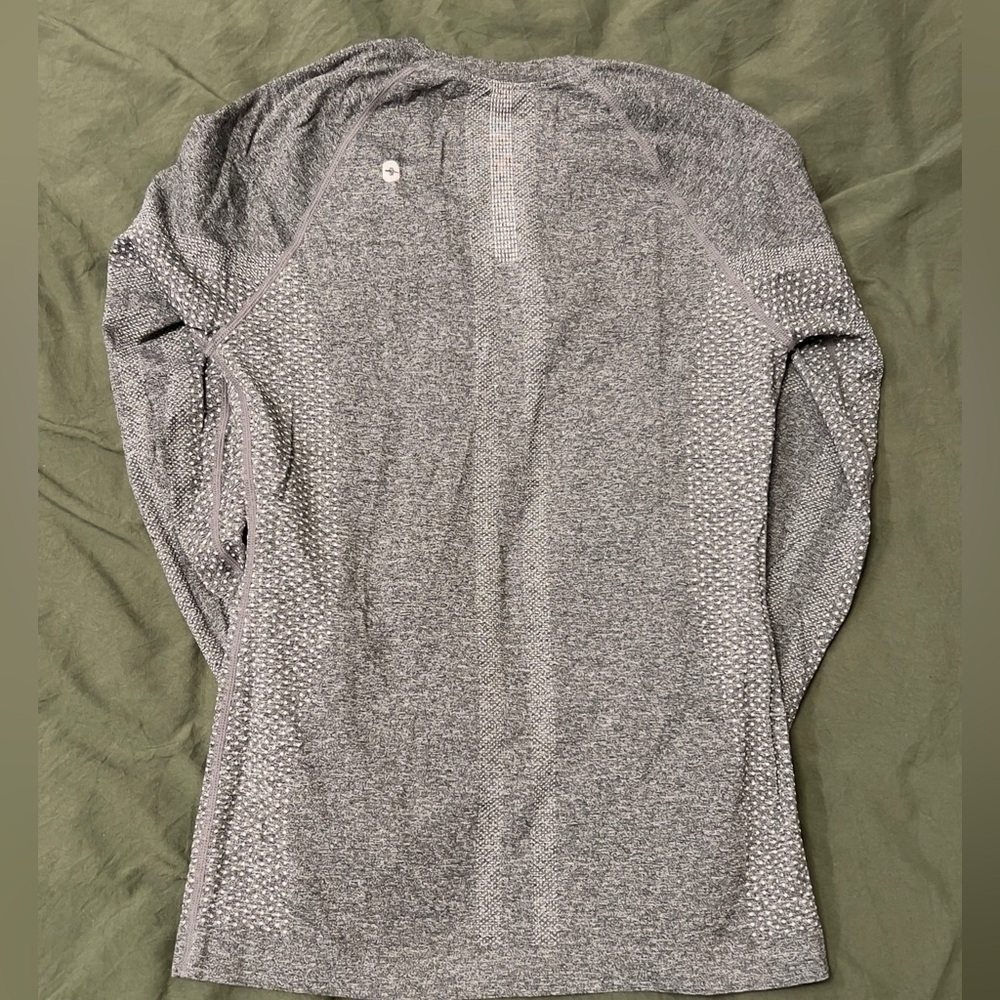 Figs Salta Seamless Longsleeve Underscrub Grey Small - Picture 3 of 6
